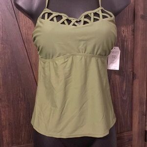 Time and Tru Swimwear Top NWOT